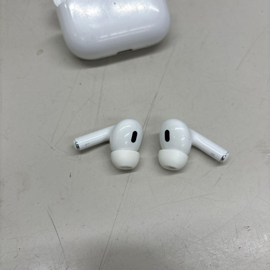 B5437 AirPodsPro 第2世代/動作確認済み　Type-C