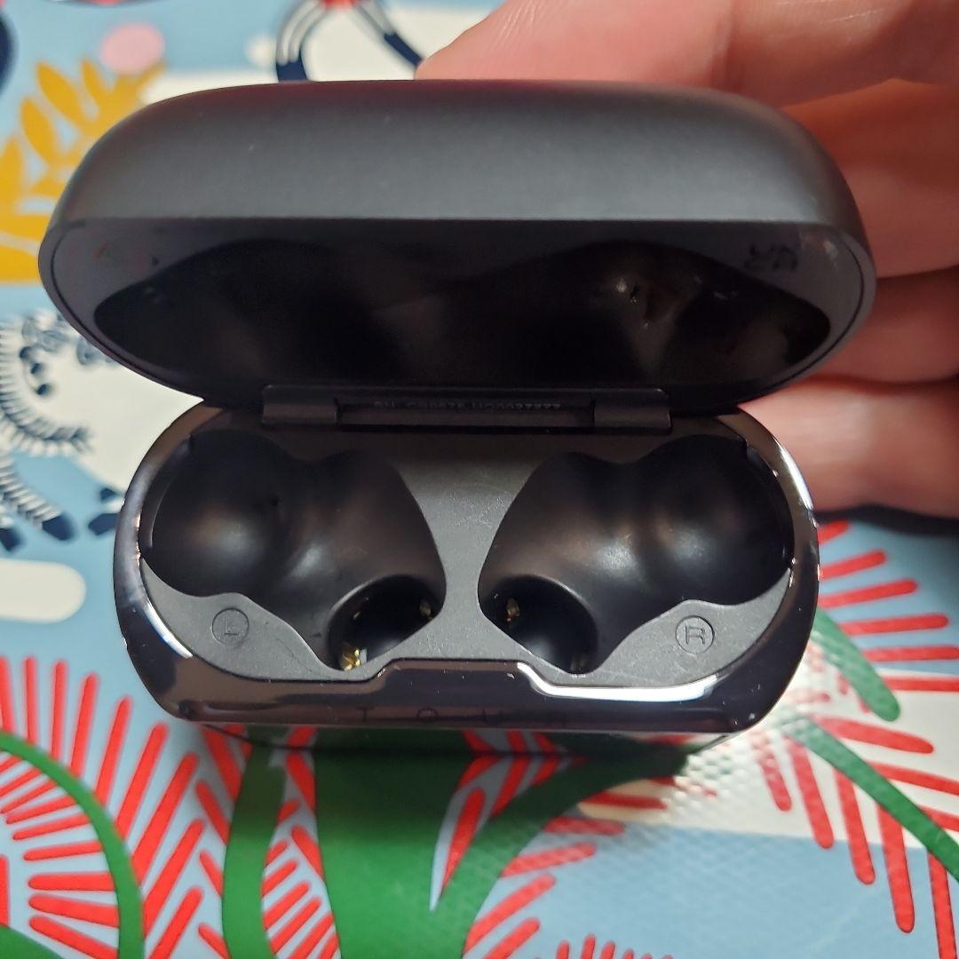 JBL Tour Pro 3 イヤフォンケース