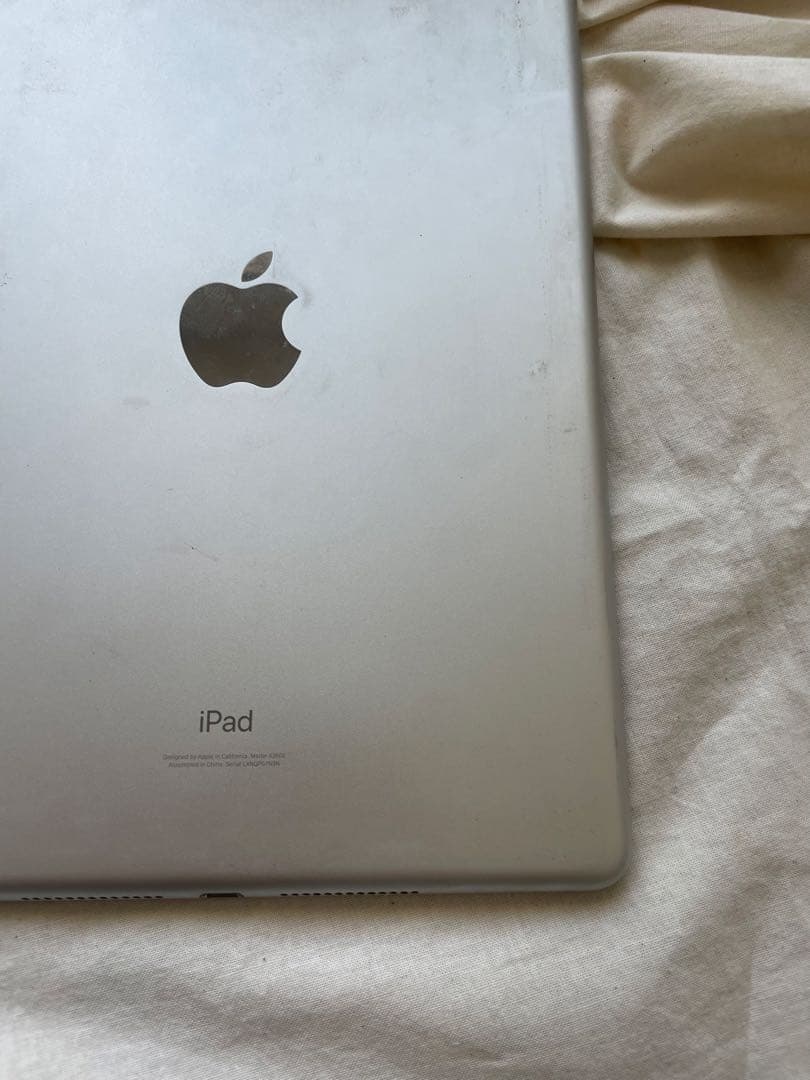 iPad第9世代 10.2型 Wi-Fi 64GB シルバー