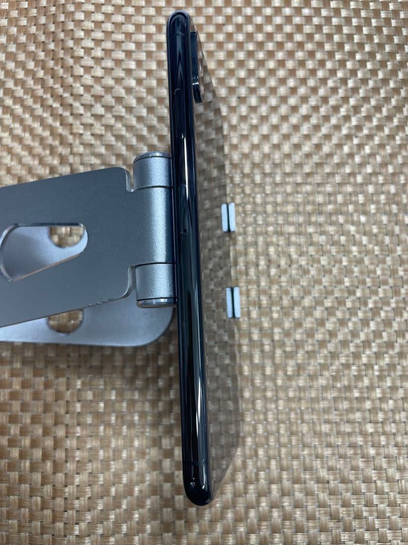 iPhone XS MAX 64 GB スペースグレイSIMフリー【0683】