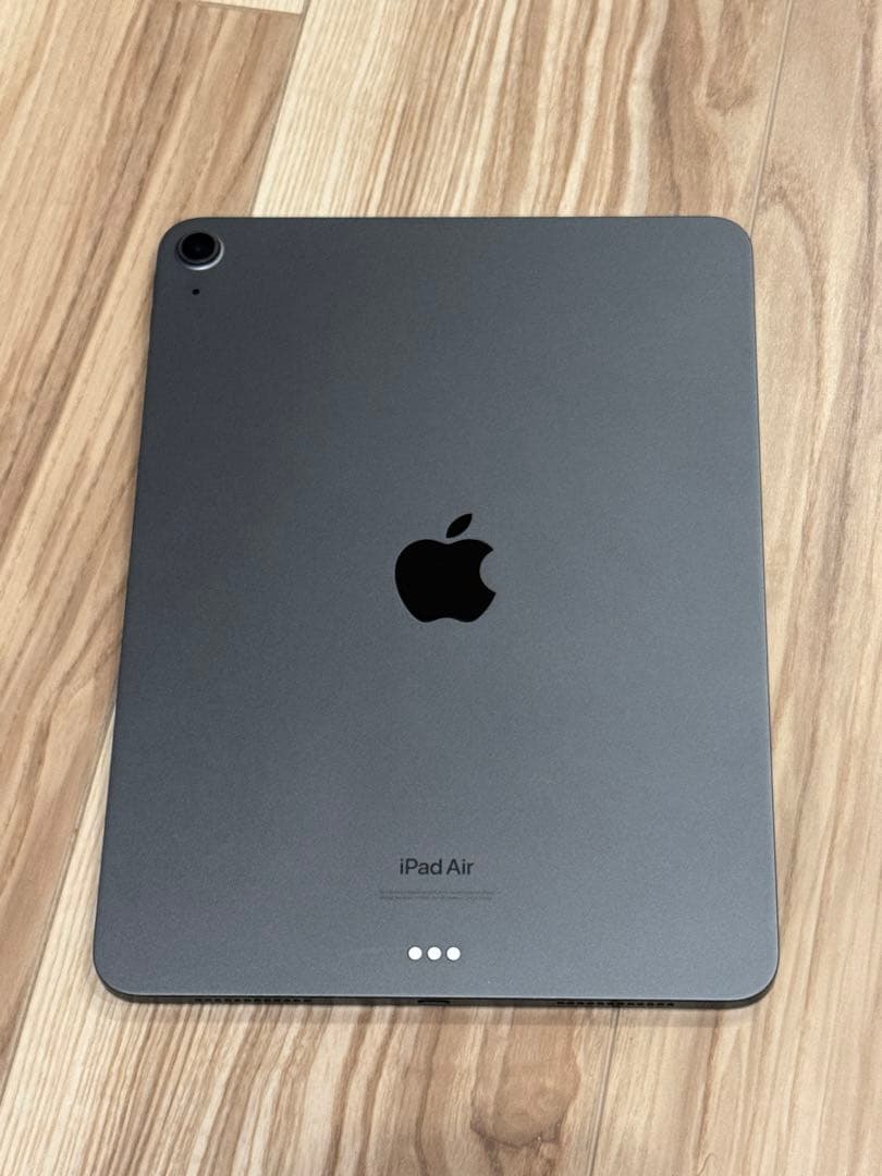 iPad Air第5世代Wi-Fiモデル64GBスペースグレイ