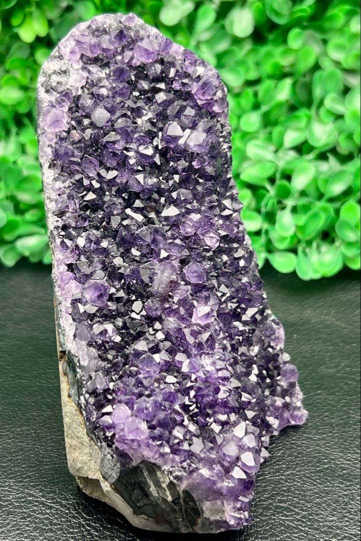 ミニアメジストドーム　濃紫　ウルグアイ産　高品質原石　美品　紫水晶　置物