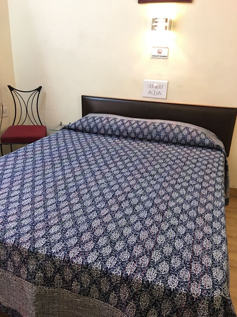 ブロックプリント　パッチワーク　マルチカバー  ベットカバー