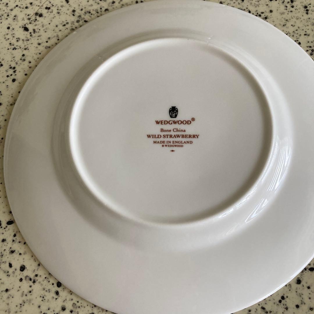 ウェッジウッドケーキ皿18㎝６枚セット