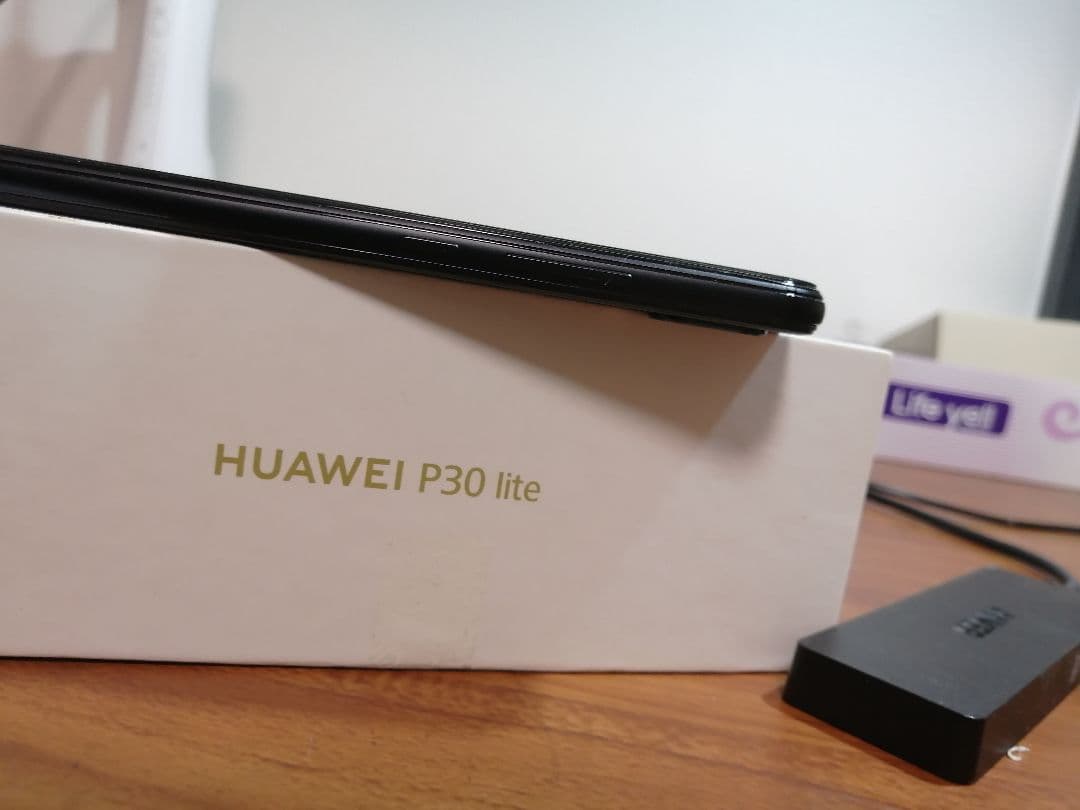 スマートフォン本体 HUAWEIP20lite