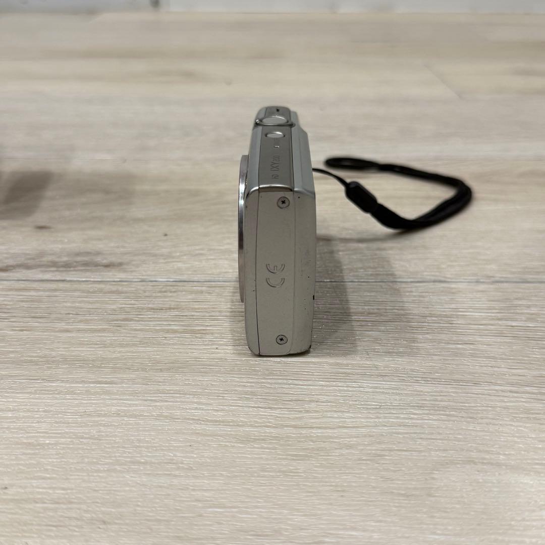 【箱付き】Canon IXY 200 デジタルカメラ　キャノン