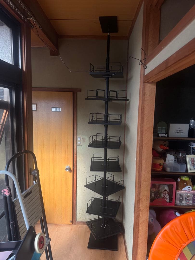 山善(YAMAZEN) 本棚 突っ張り 回転 大容量 全体耐荷重120kg