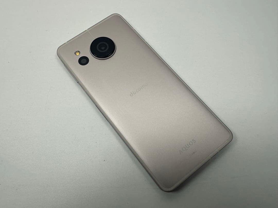 Aquos sense8 docomo 128GB ライトカッパー 画面不良なし