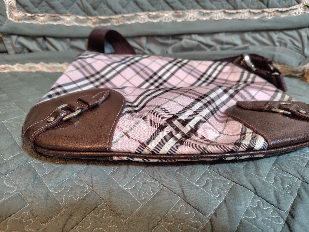 バーバリーブルーレーベル　ショルダーバック　ピンク