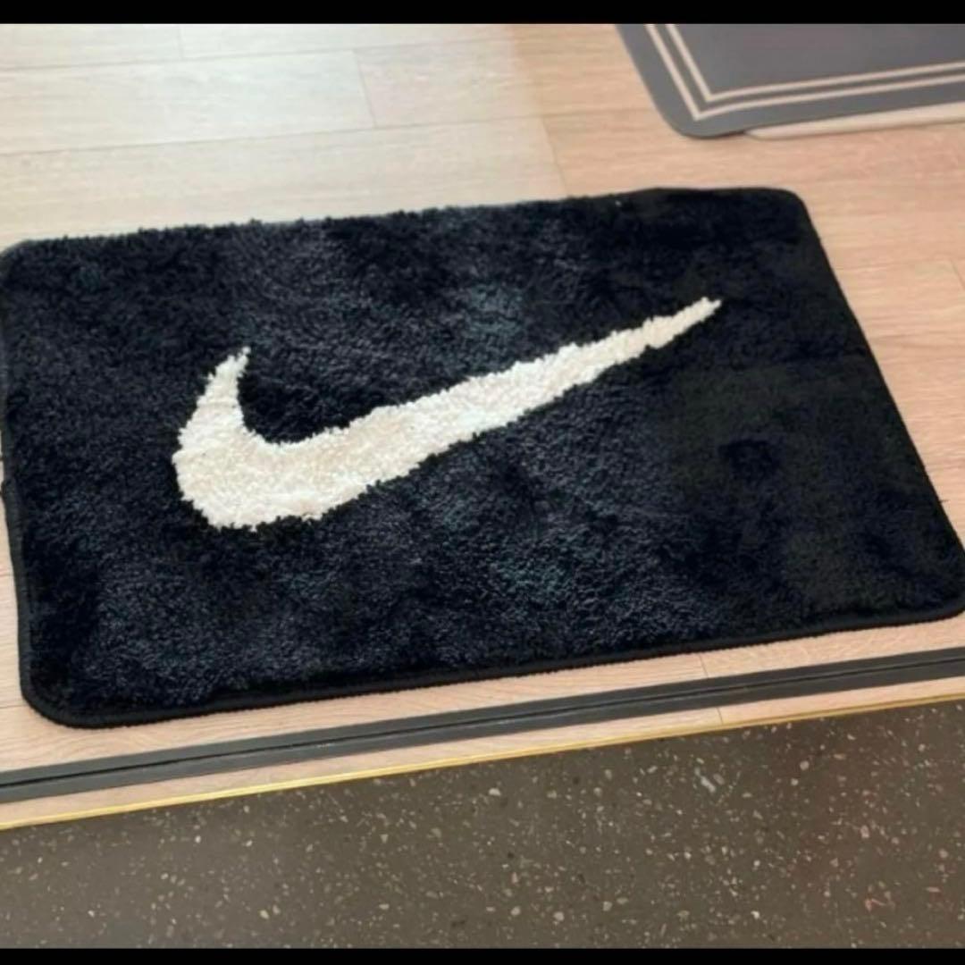 NIKE　ナイキ　ラグマット　玄関マット　レア　インテリア　ラグ