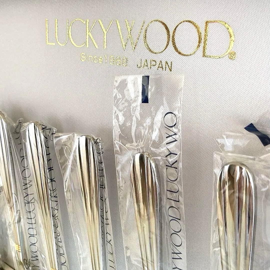【新品未使用・サントラル金彩】ラッキーウッド　カトラリーセット　33本