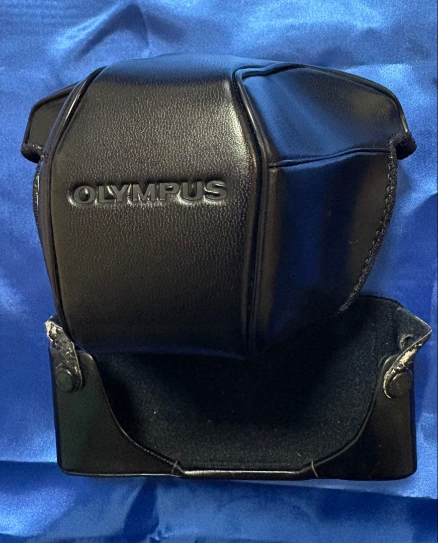 【美品】　OLYMPUS オリンパス　OM10 シルバー　一眼レフカメラフイルム