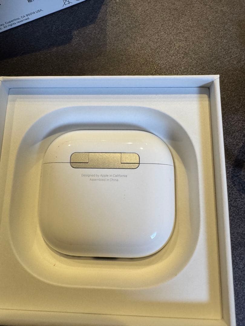 AirPods 4 ANC付き