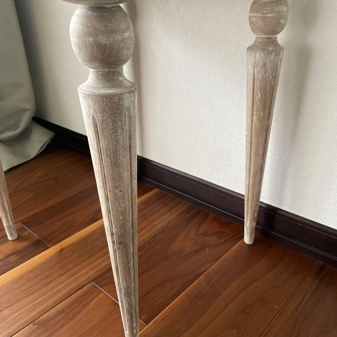 フレンチシックなサイドテーブル