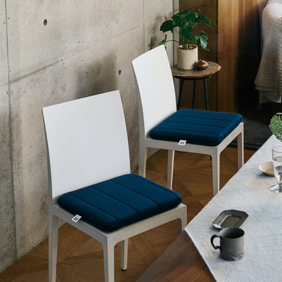 【エアウィーヴ】airweave cushion ネイビー