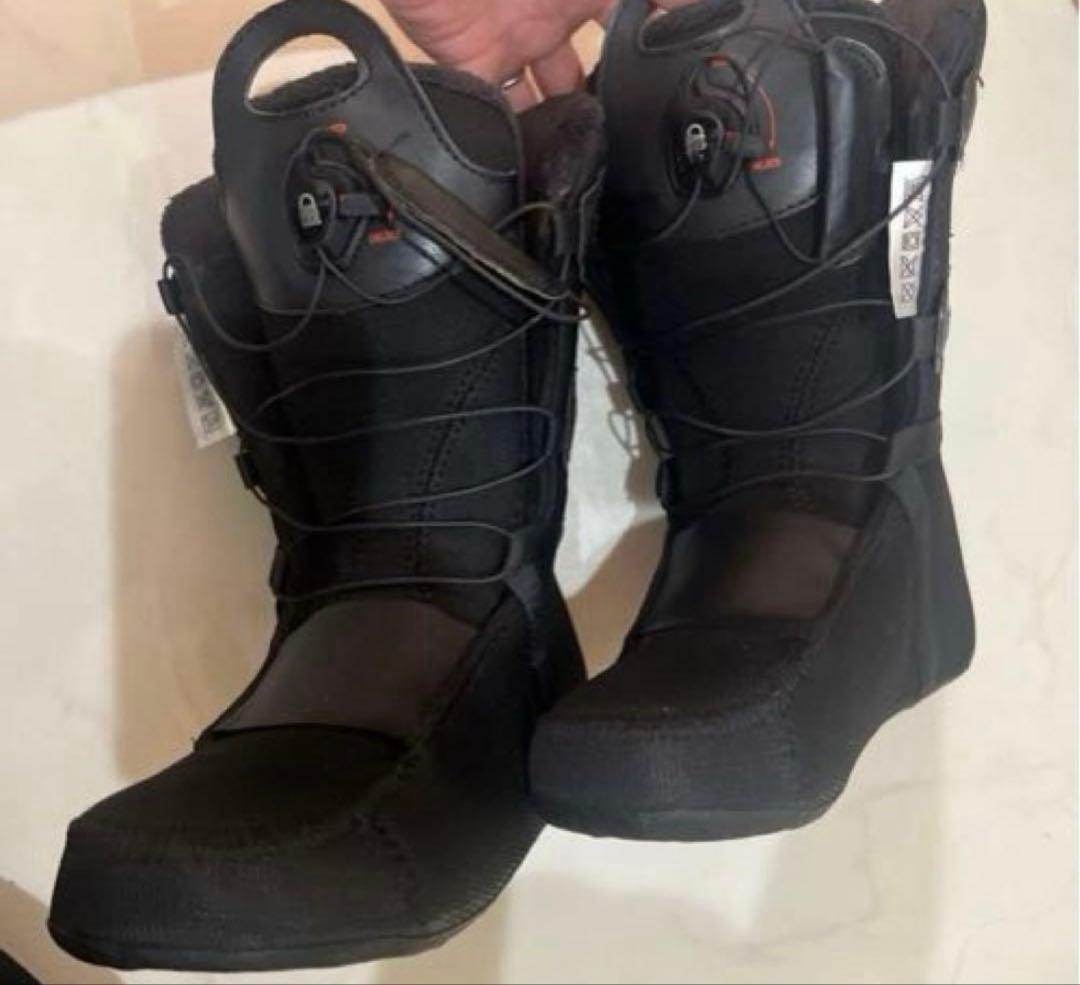 SALOMON レディース　スノーボード　ブーツ　22.5