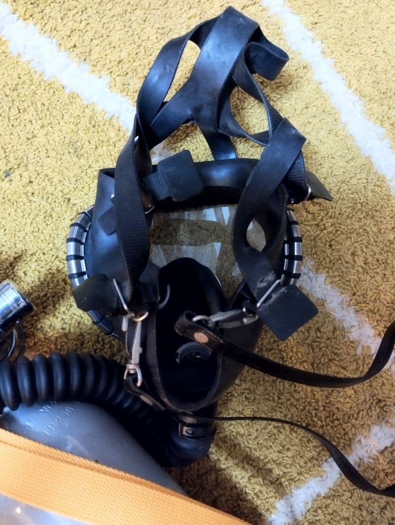 ガスマスク　本物　災害用　未使用　地震対策
