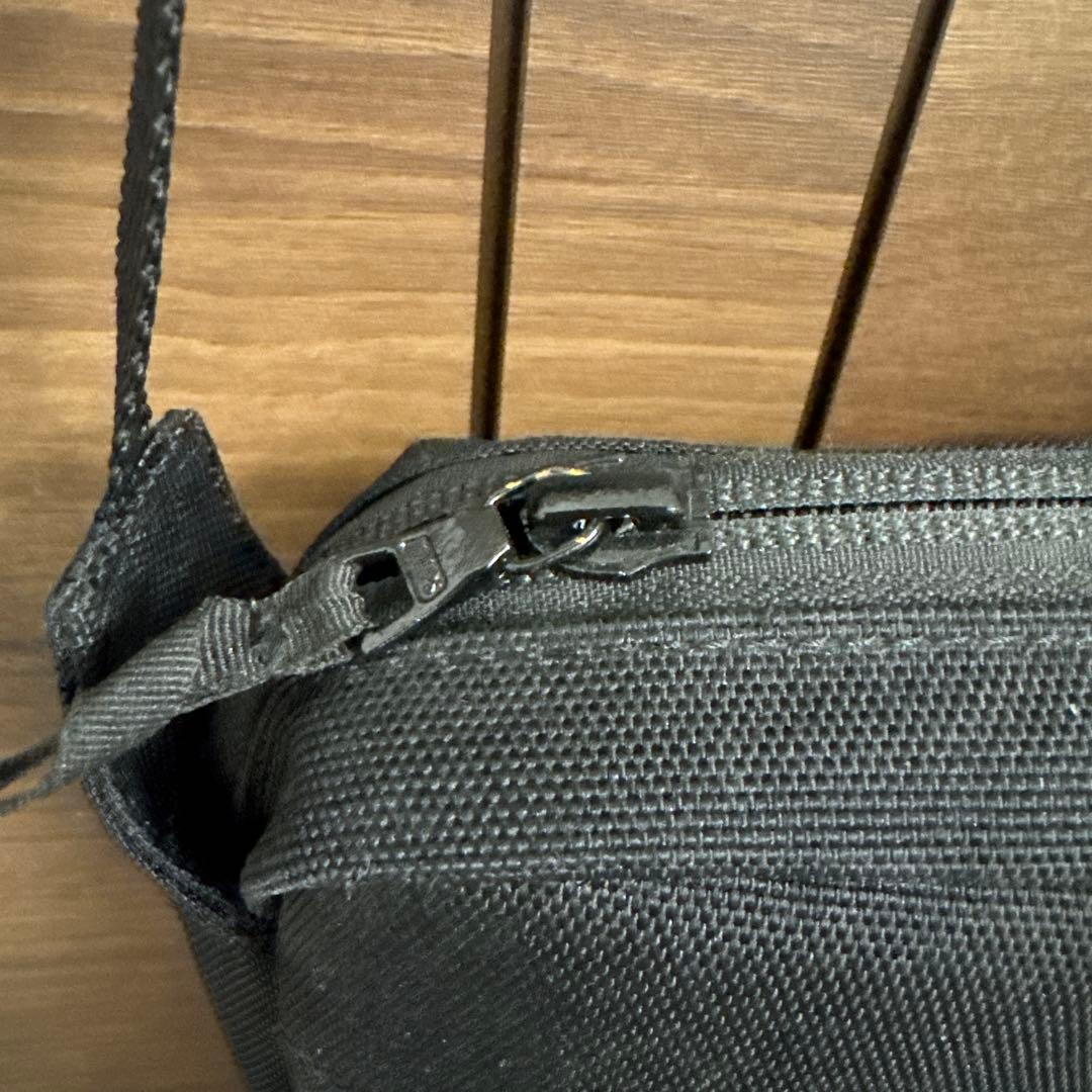 WTAPS ブラック ショルダーバッグ