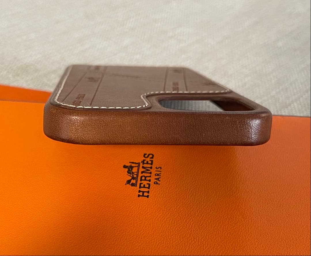 【美品週末値下げ中】HERMES iPhone レザーケース