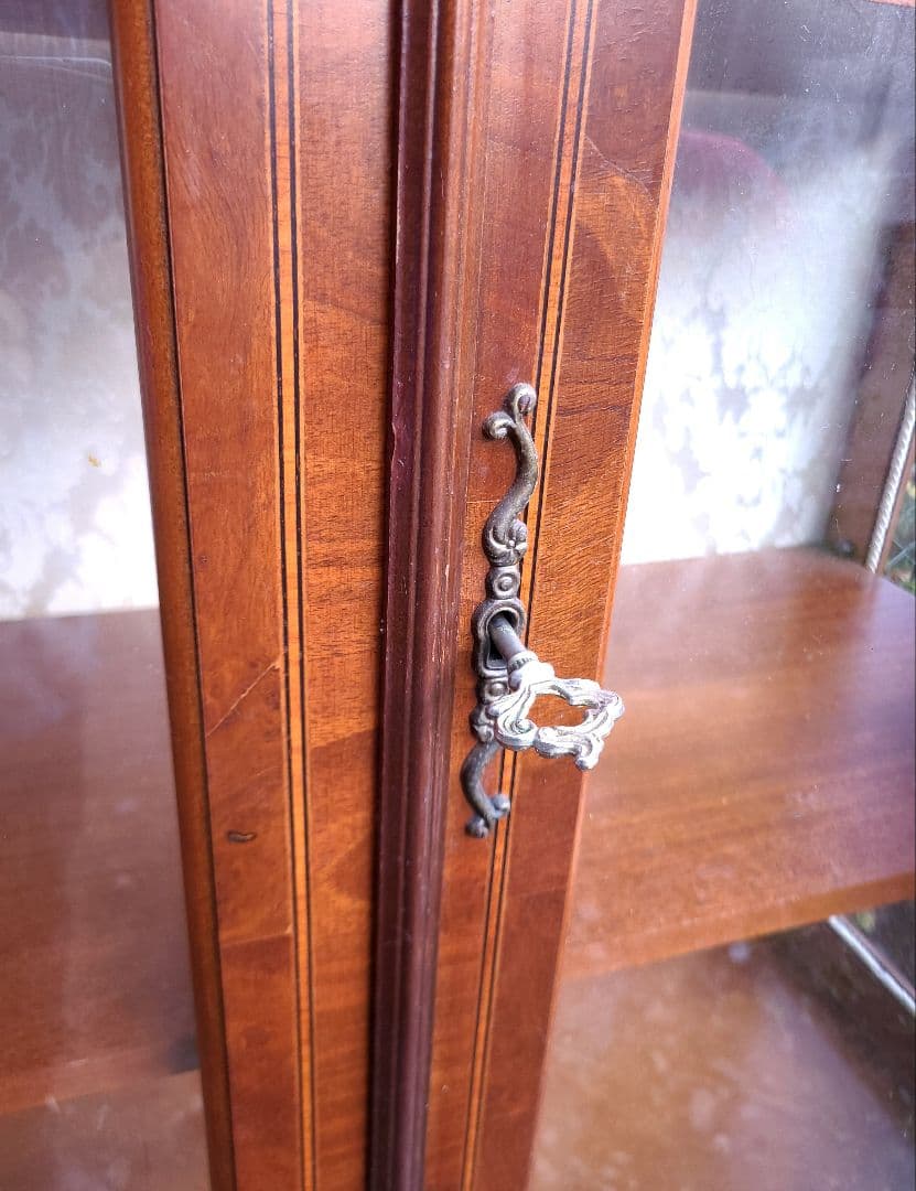 アンティーク調 ガラスキャビネット 象嵌細工 箪笥 木製 イタリア 西洋家具