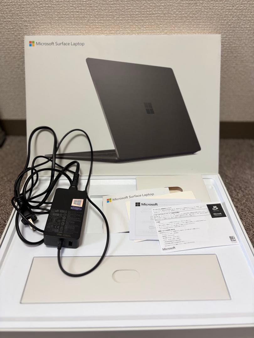 【美品】Surface Laptop 3 Ryzen 5 8GB 256GB 箱