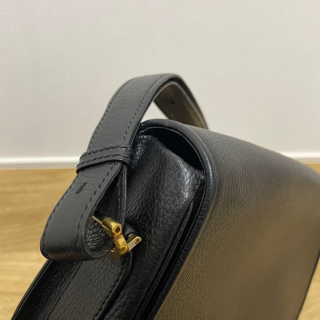 《極美品》Cartier（カルティエ）レザー セミショルダーバッグ ブラック 黒