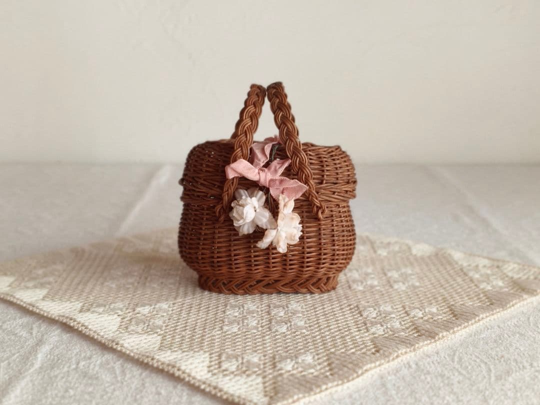 【プップさま】antique doll panier ❀ 小さなバスケット カゴ