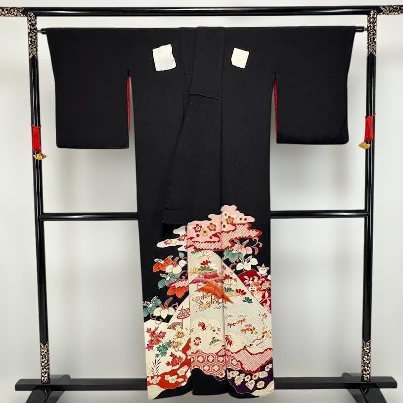 まりこさん専用　アンティーク　黒留袖　両褄　駒刺繍　大正ロマン　正絹　J101