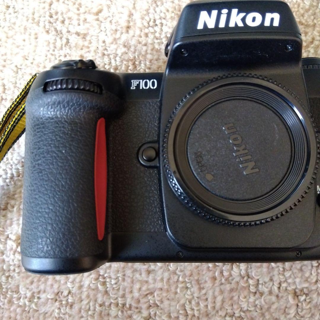 Nikon F100 一眼レフカメラ　＋MB15＋SB28