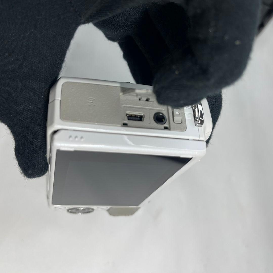 美品 Canon EOS M3 ミラーレス一眼 デジタルカメラ ダブルズーム