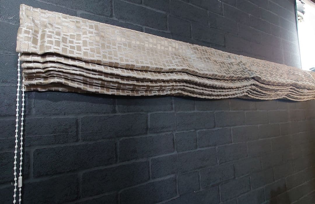 激安！希少！国内高級一流メーカー品　プレーンシェード　遮光、現行、新品未使用！