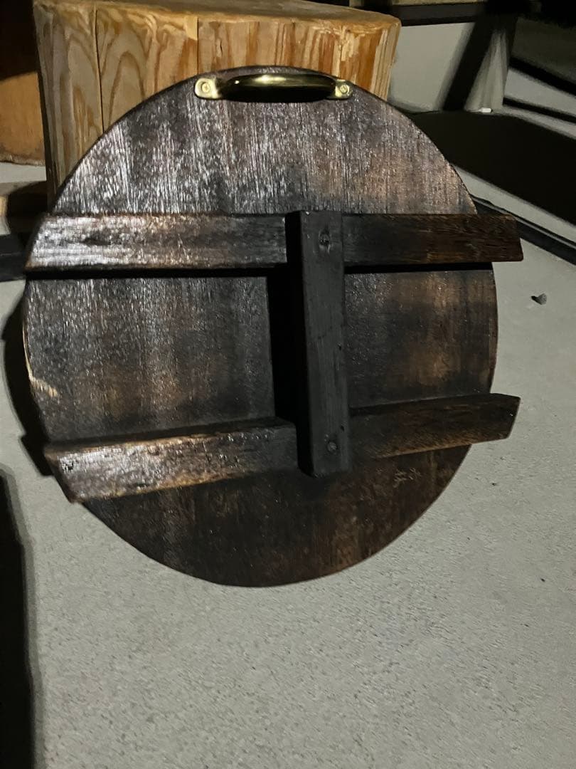 木製看板　飲食店　（本日完売）　レトロ風　鍋蓋アレンジ　手彫り、かまぼこ彫り