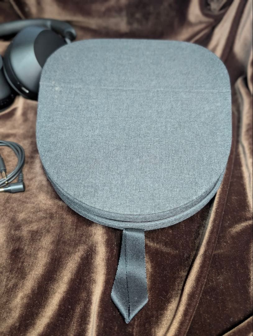 【格安・実用派へ】Sony WH-1000XM5 黒 本体+ケース【ノイキャン】