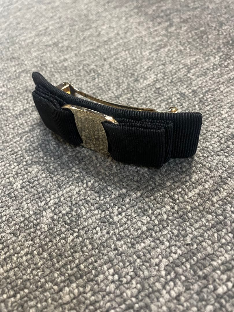 Ferragamo ヴァラ ヴァレッタ ブラック