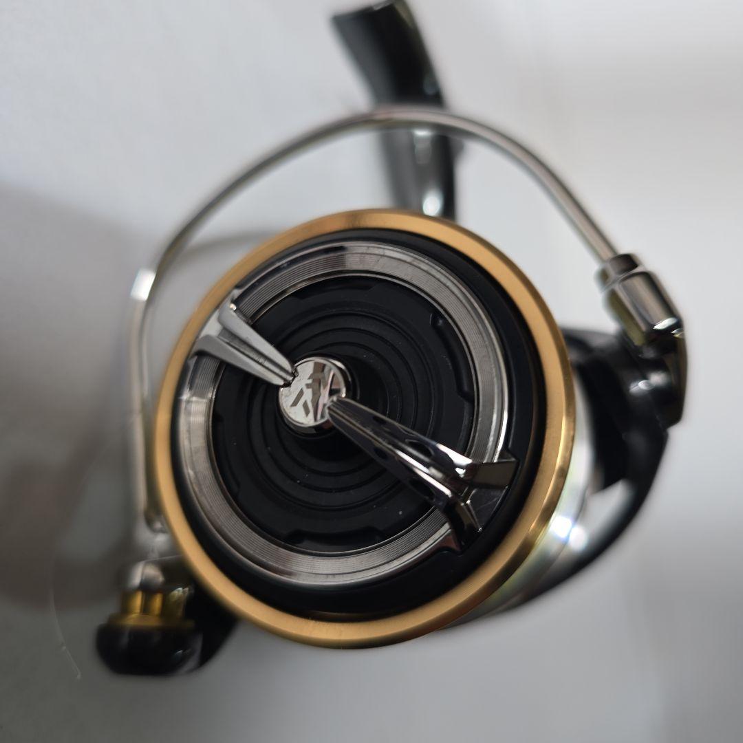 ダイワ 20ルビアス LT3000-C【55mm ハンドル　RCS ノブ付】