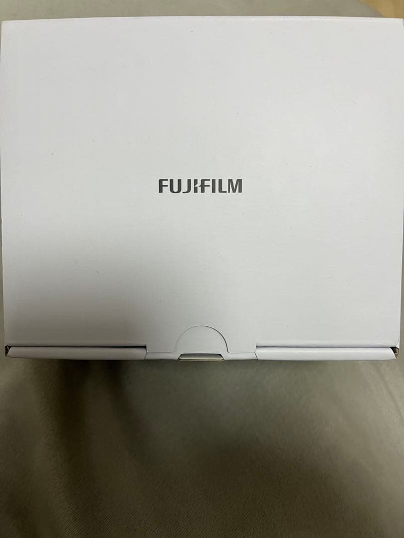 FUJIFILM X half シルバー 新品未使用・海外正規品・日本語対応