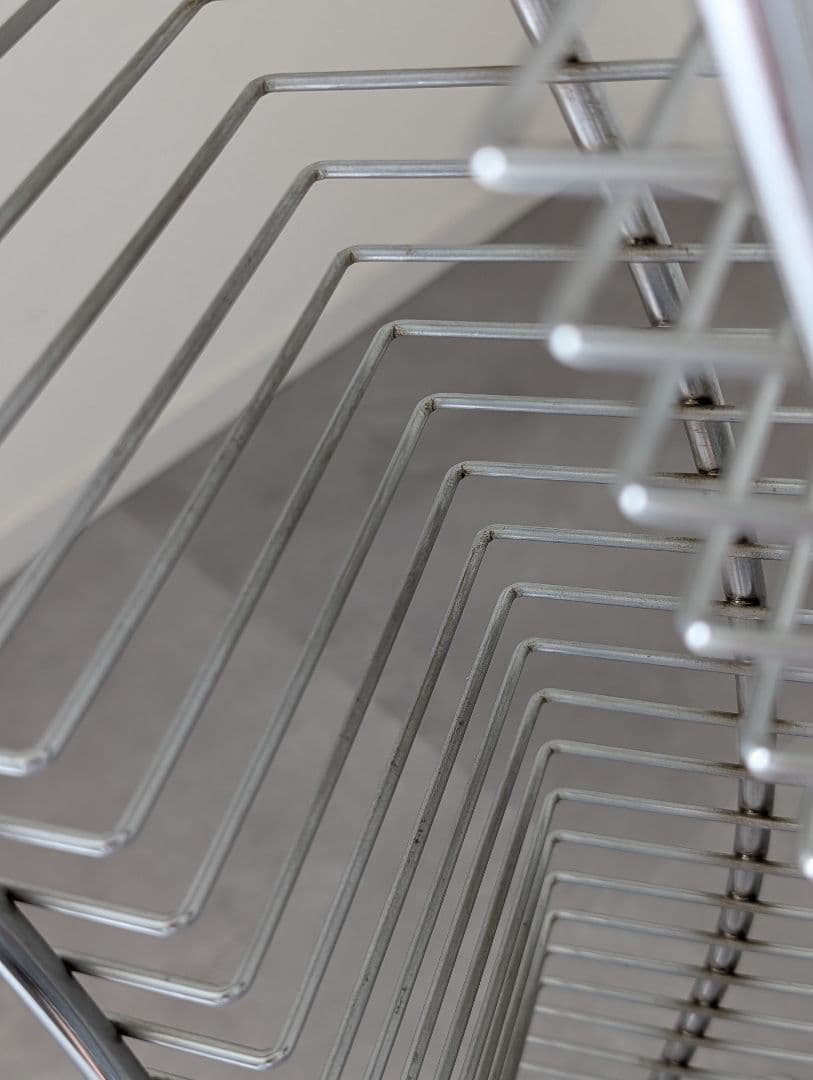 USED/ポストモダン ウェーブデザイン CDラックタワー オブジェ