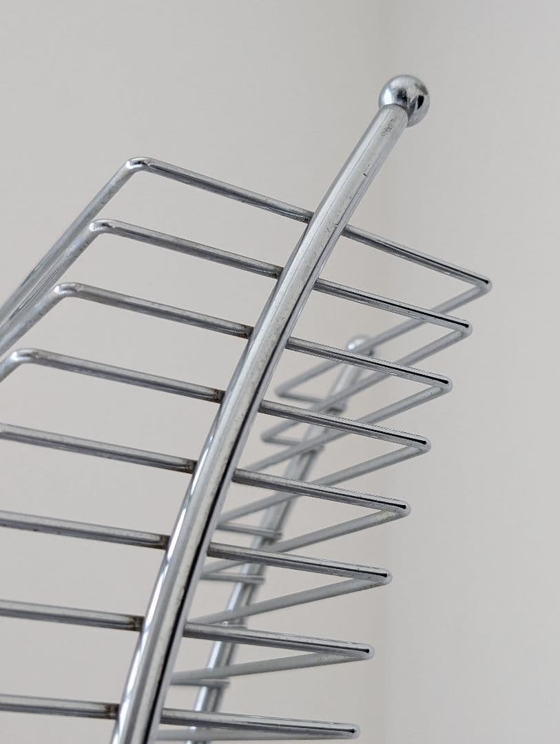 USED/ポストモダン ウェーブデザイン CDラックタワー オブジェ