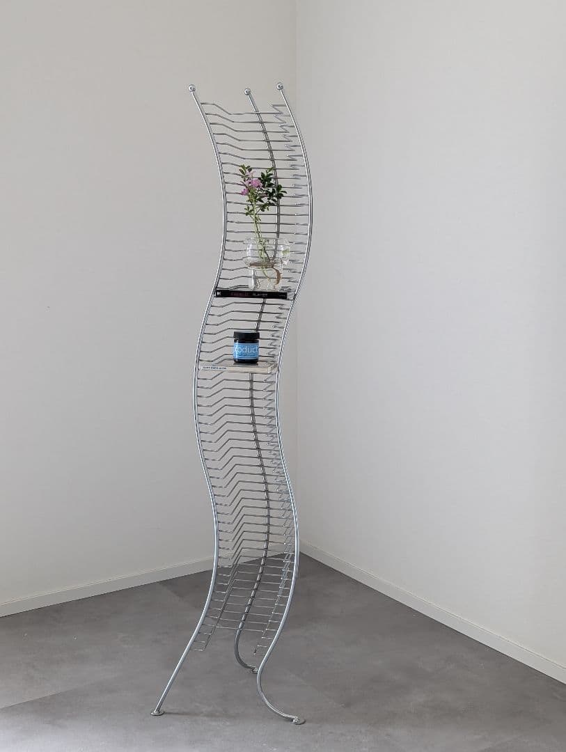 USED/ポストモダン ウェーブデザイン CDラックタワー オブジェ