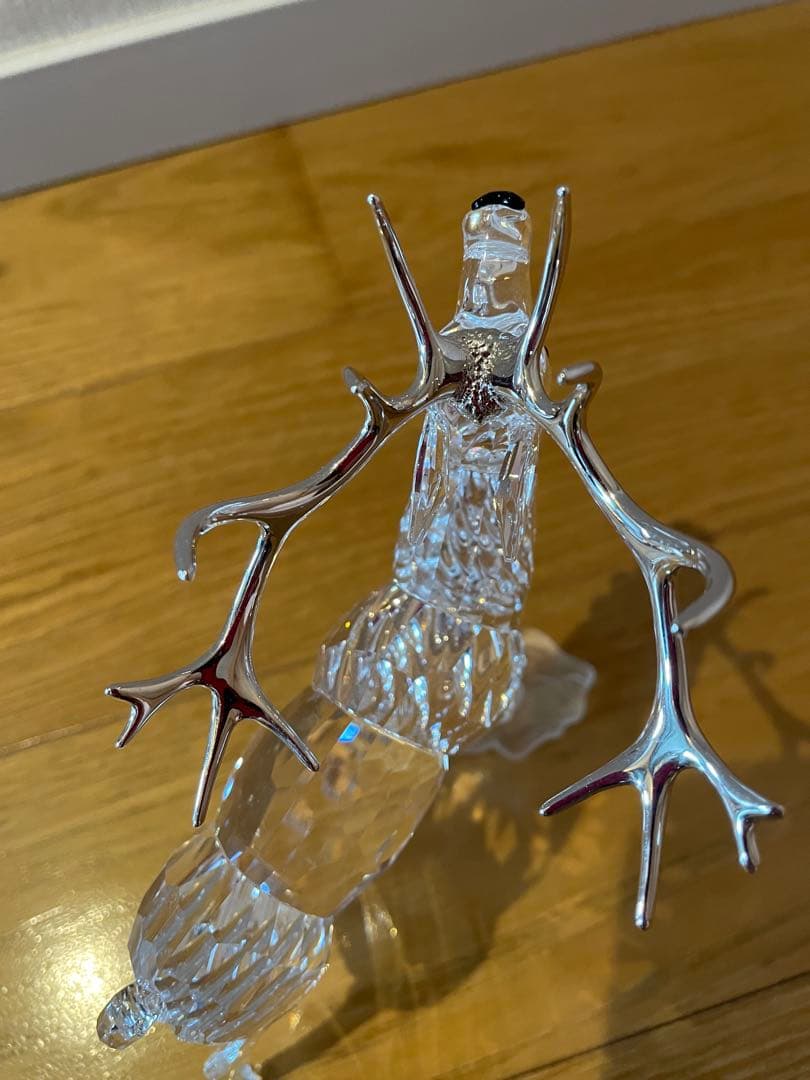 スワロフスキー　クリスタル 鹿の置物