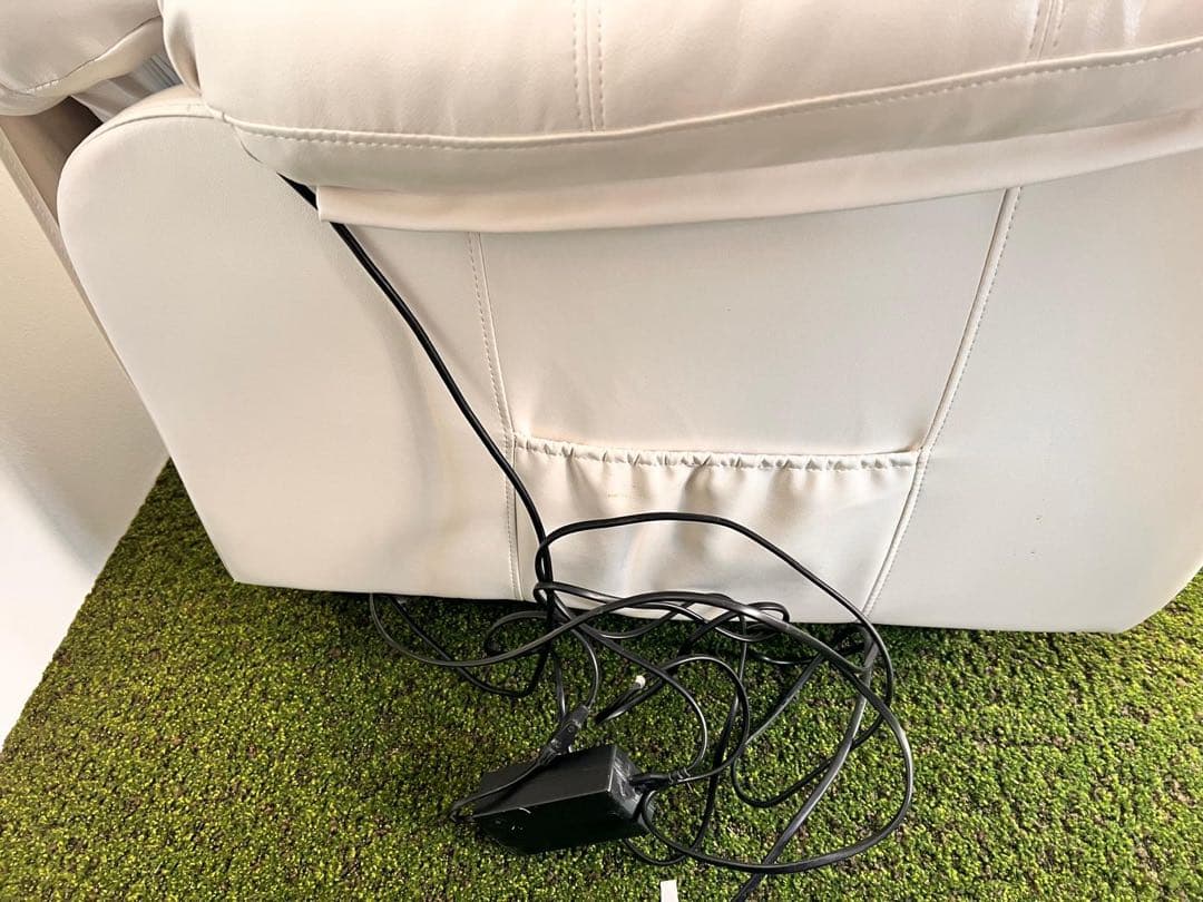 SHIFFON Jr ホワイトリクライニングソファ