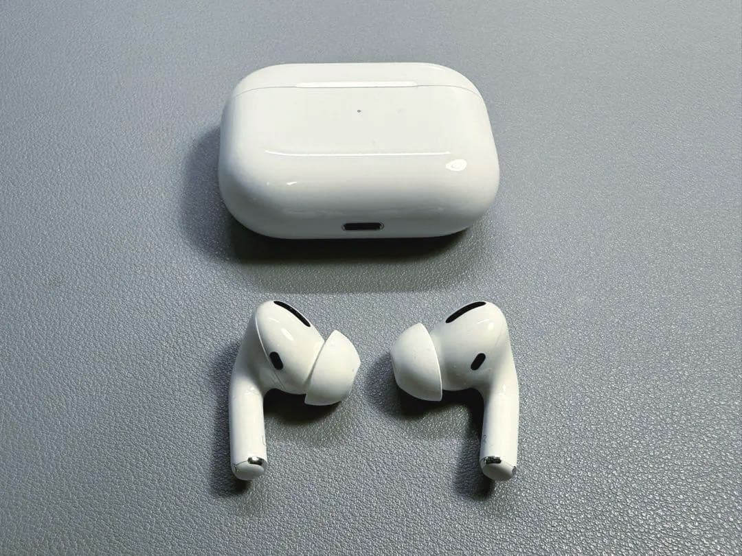AirPods Pro 第1世代 MWP22J/A A2084 美品 ケース付き
