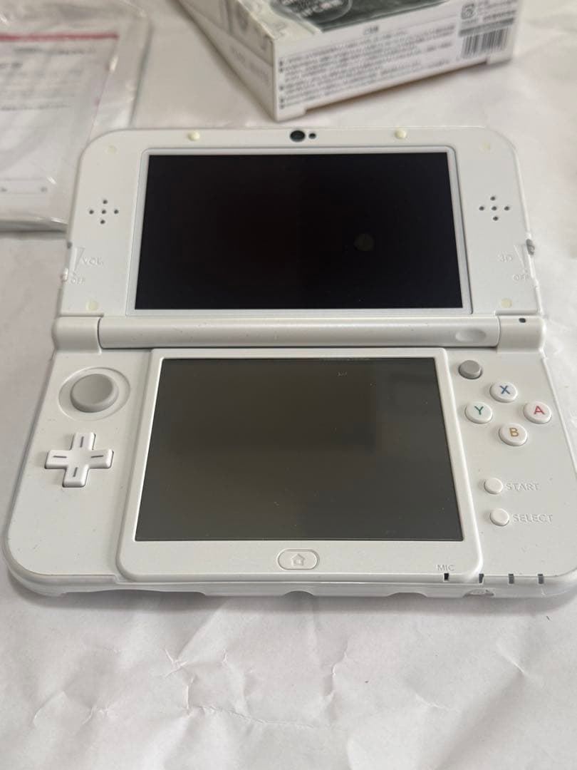 な*れ様 Newニンテンドー3DSLL パールホワイト