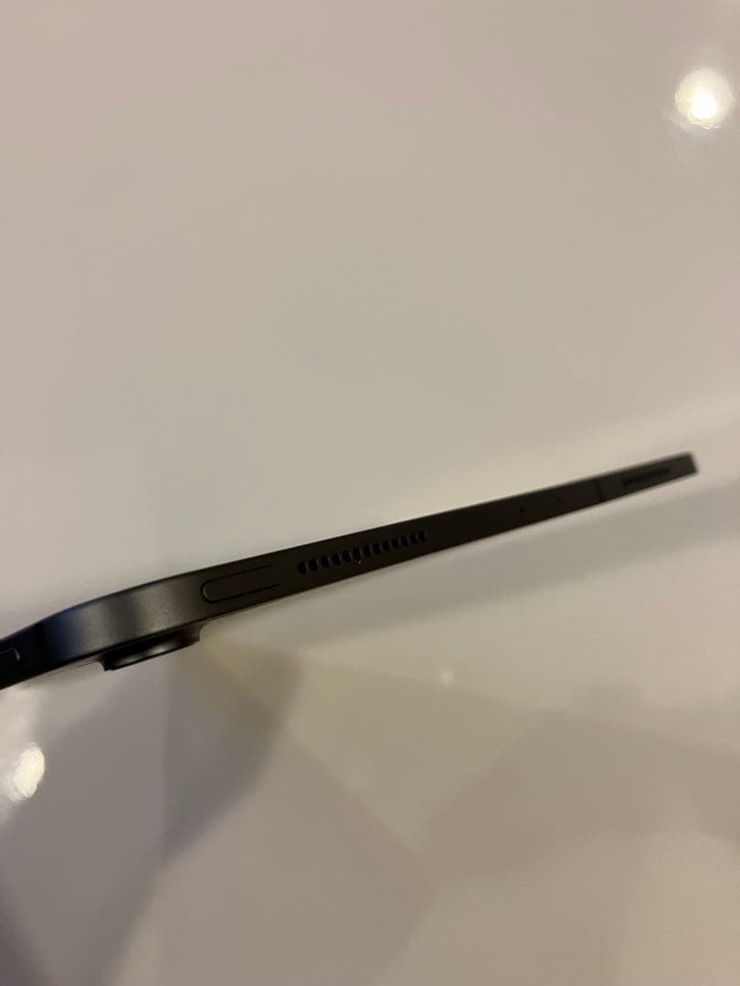 美品 Apple iPad Pro 11インチ 64G MU0M2J/A 箱付き