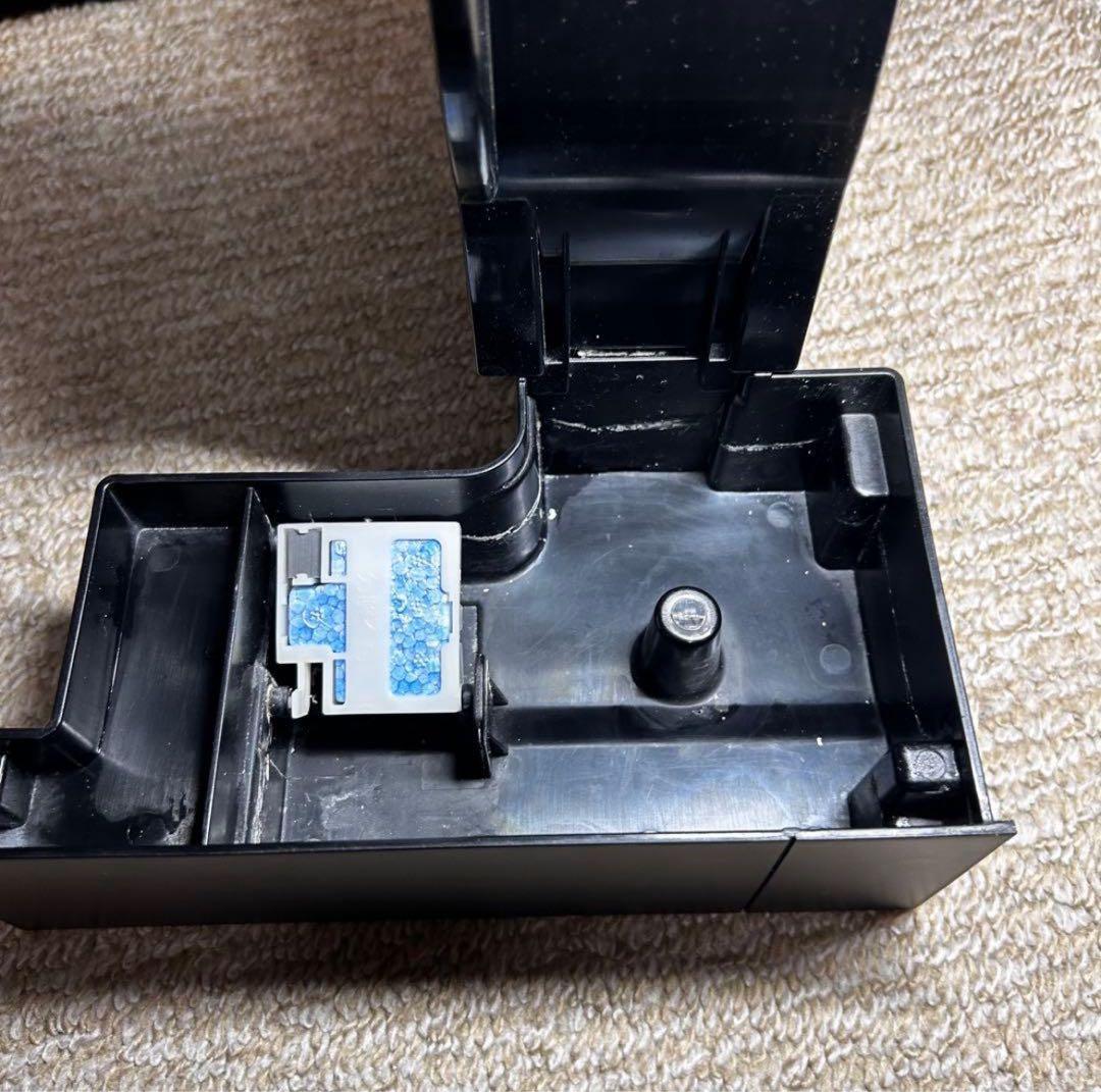 美品　SHARP　シャープ　 除加湿空気清浄機　KC-HD70-W　ホワイト