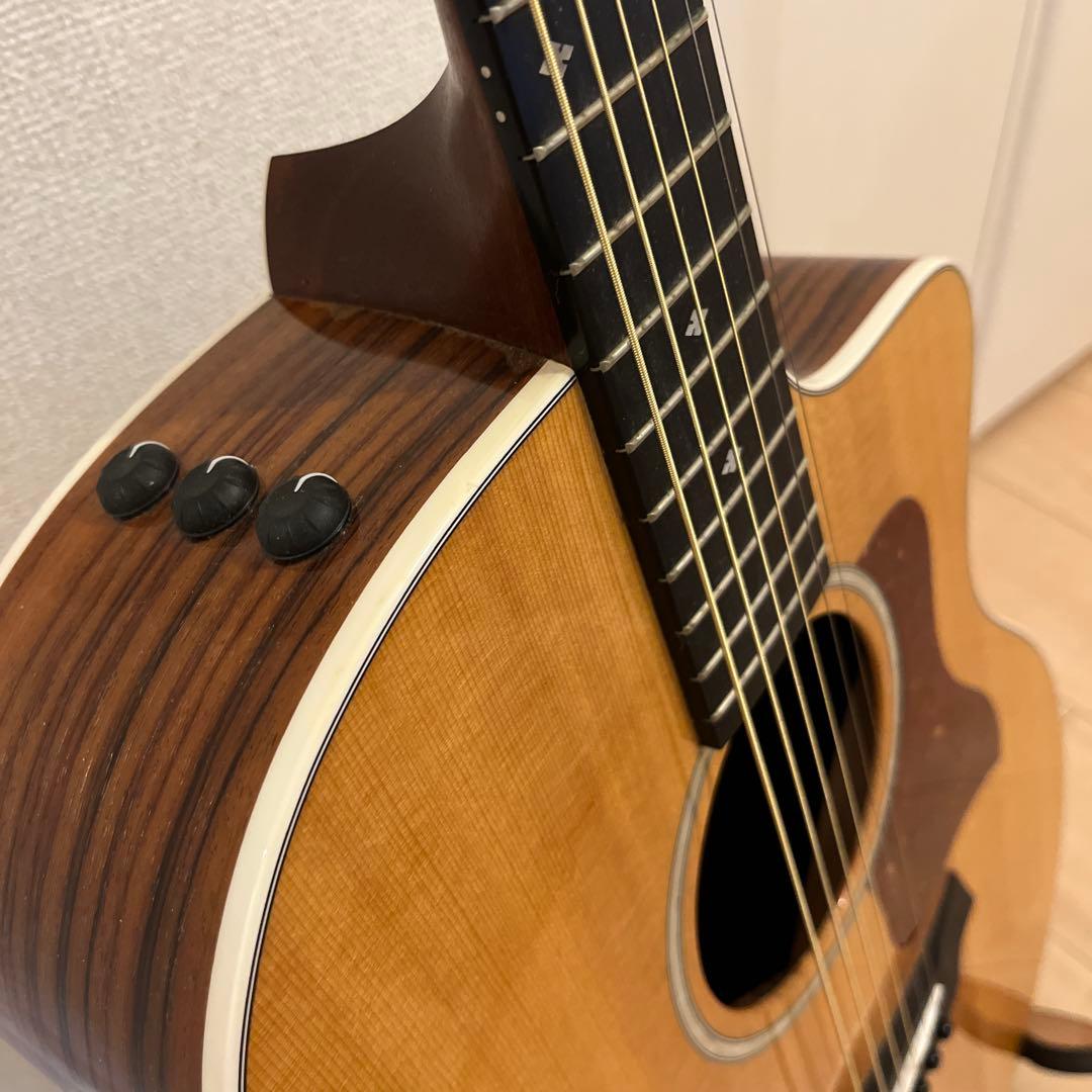 Taylor 214ce DLX アコースティックギター