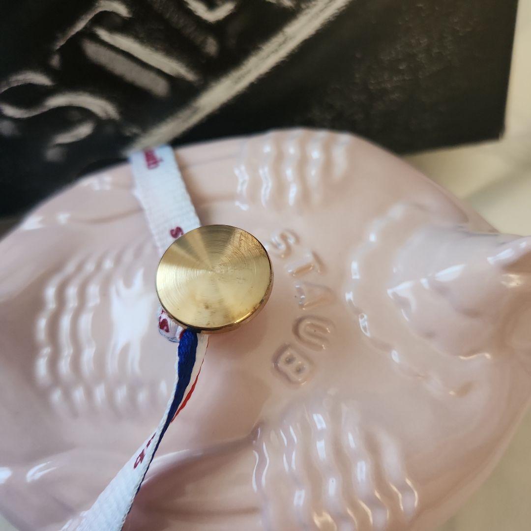 Staub　スモールチキンココット　ソルベローズ