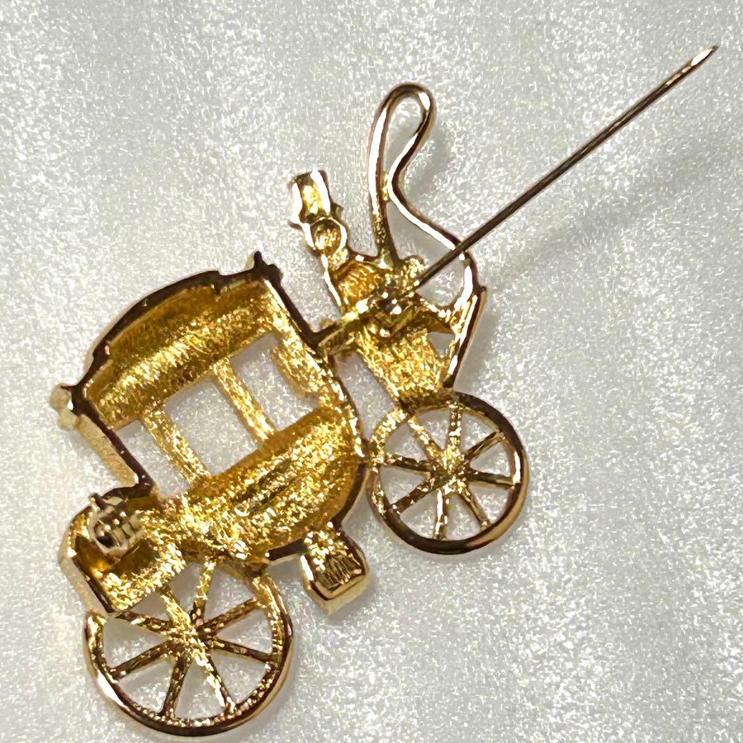 バーバリー Burberrys 【ヴィンテージ】 旧ロゴ　ブローチ　馬車型