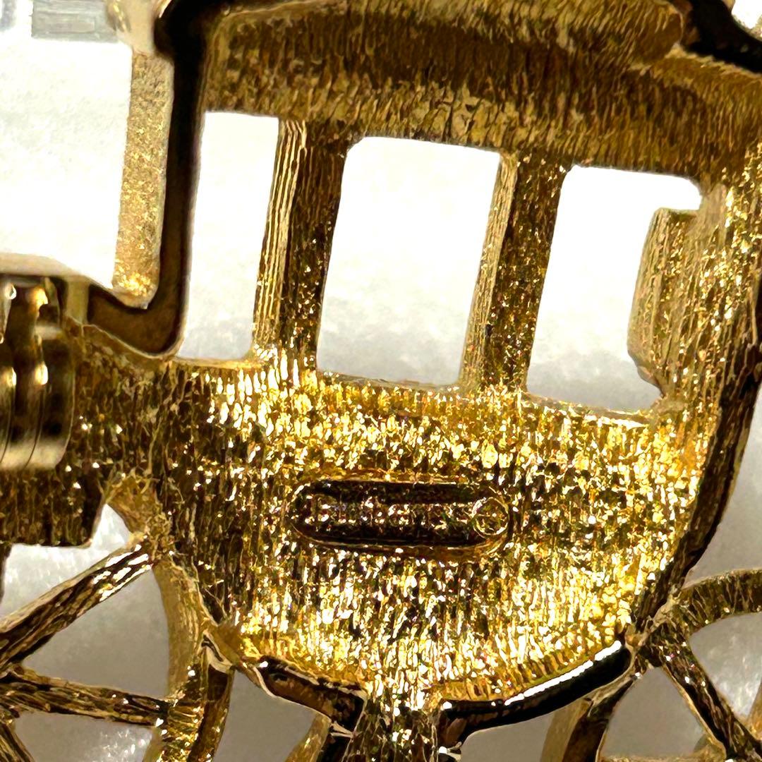 バーバリー Burberrys 【ヴィンテージ】 旧ロゴ　ブローチ　馬車型