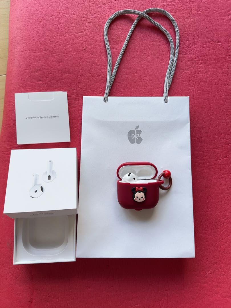 AirPods4 ケースプラス左耳イヤホン